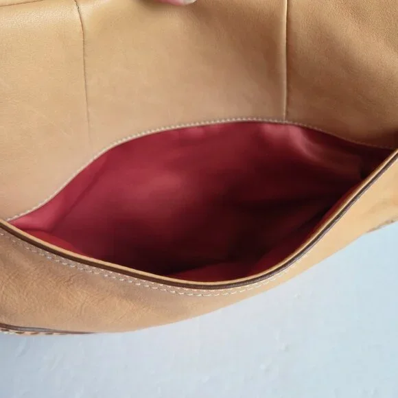 EUC Coach Poppy Whipstitched Hobo (#19004) in Natural Vachetta Leather - Picture 15 of 16